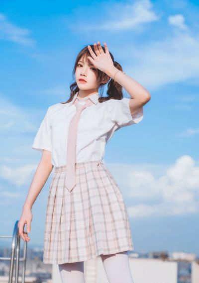 寡妇丰满的肉体